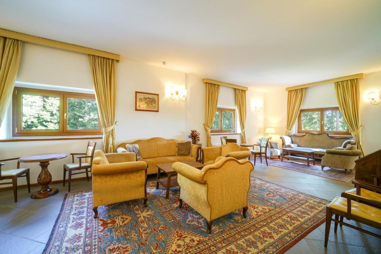 Abetone E Piramidi Resort エクステリア 写真